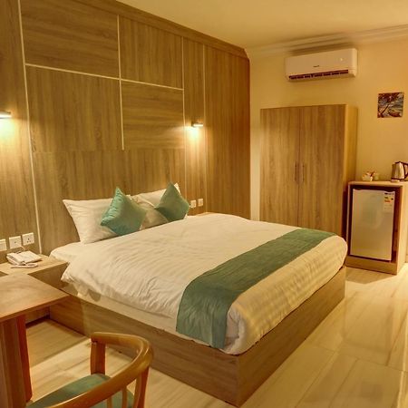 Turquoise Hotel Акаба Экстерьер фото