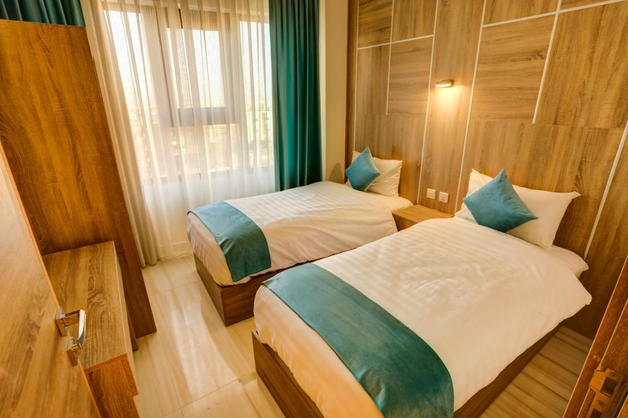 Turquoise Hotel Акаба Экстерьер фото